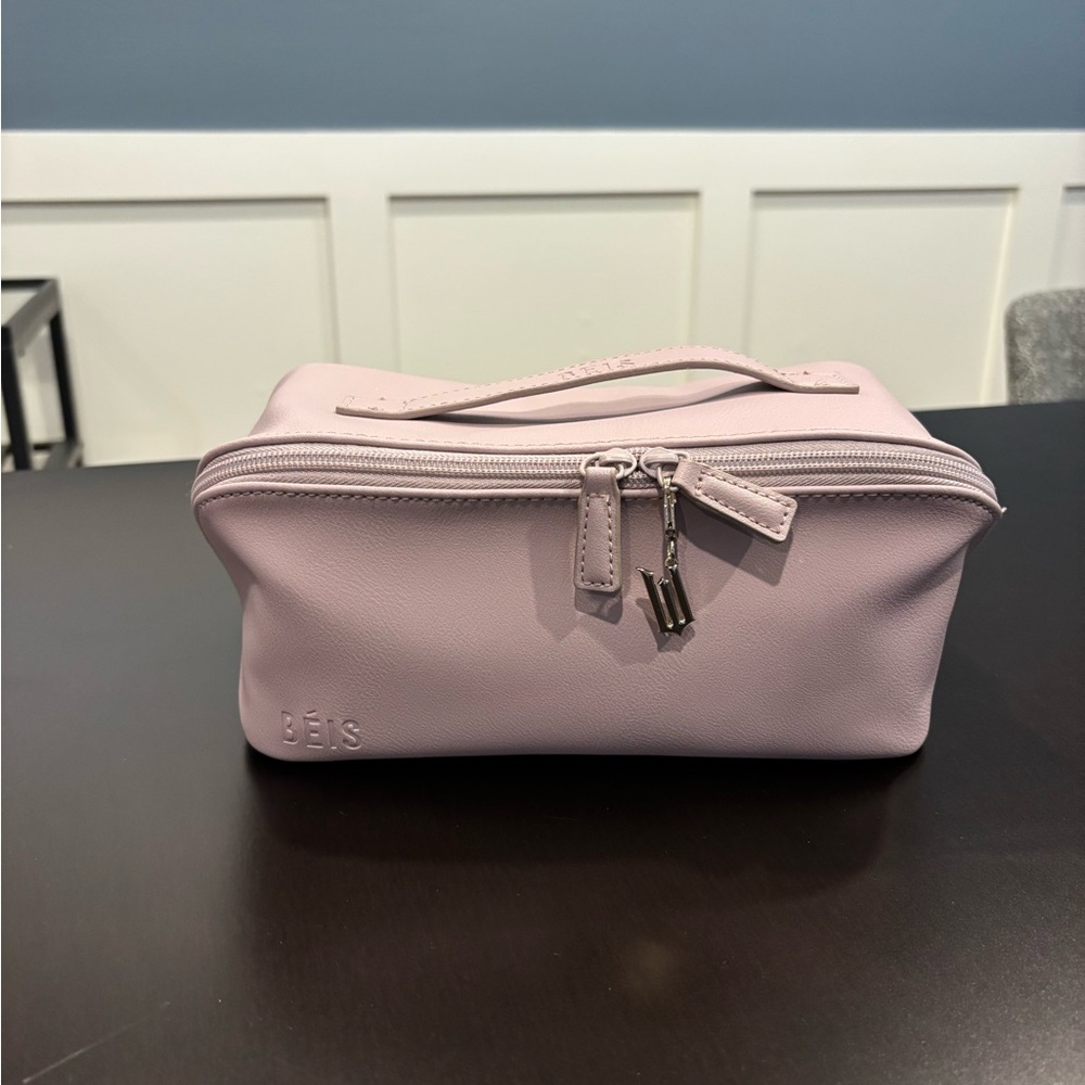 BEIS Wicked Pink Cosmetic Bag - Picture 1 of 8